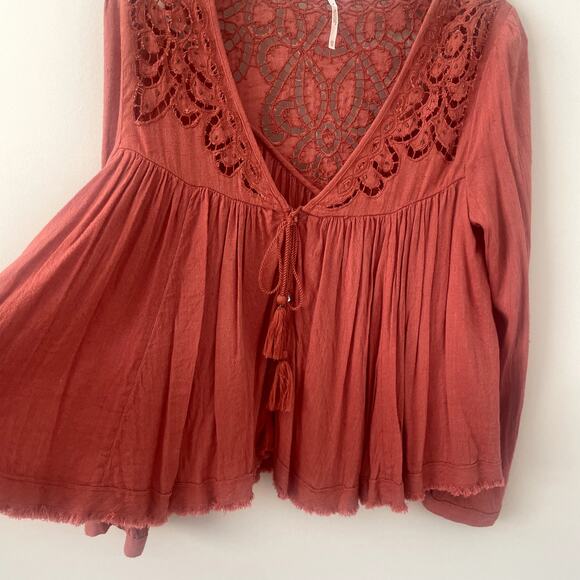 Free People Orange Oversized Long Sleeve Lace Top Sz XS - Picture 2 of 6